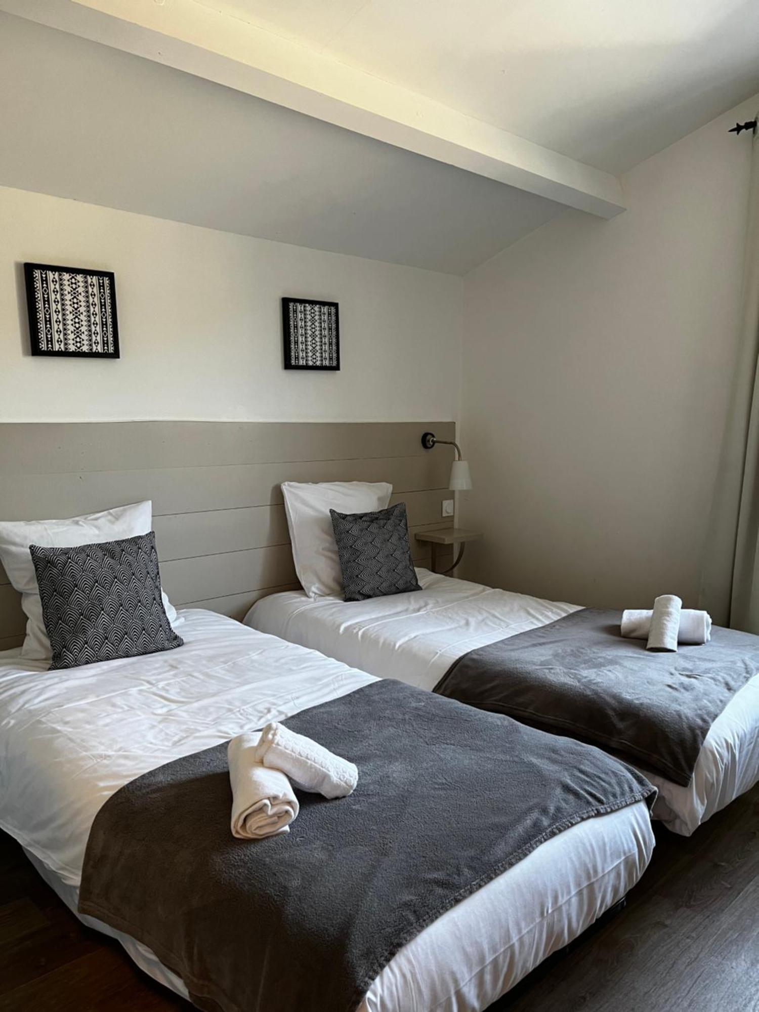 Hotel Cote Et Lac บิสการ์รอส ภายนอก รูปภาพ