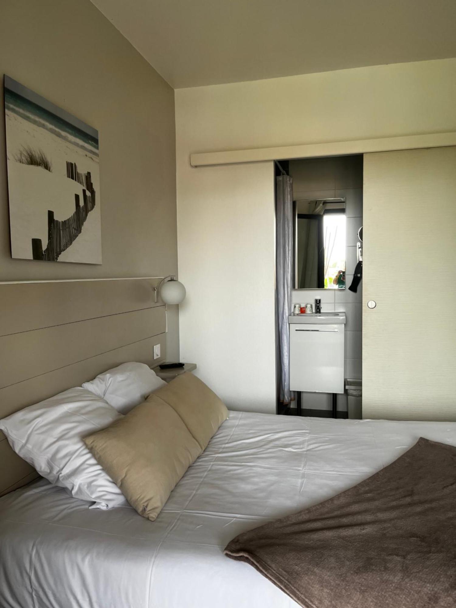 Hotel Cote Et Lac บิสการ์รอส ภายนอก รูปภาพ